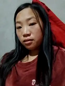 Yumiik2kk online show from November 30, 2025, 6:41 pm