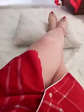 1milfemma online show from November 22, 2025, 5:34 pm