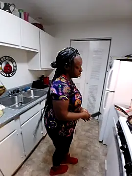 Snapshot of bigbootyney chatting on November 8, 2025, 4:49 am bigbootyney online show from November 8, 2025, 4:49 am