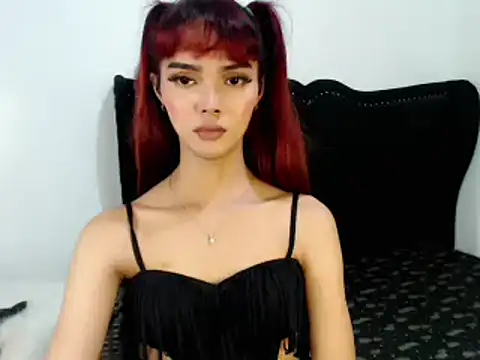 Goddes Trexa online show from November 18, 2025, 2:42 pm