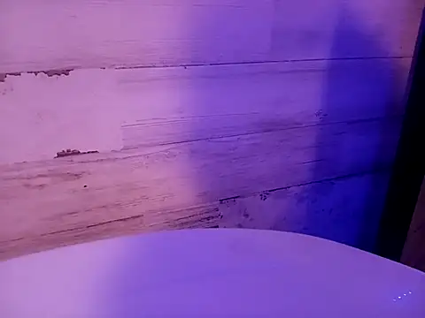 Snapshot of Mreroticking chatting on November 8, 2025, 1:25 pm Mreroticking online show from November 8, 2025, 1:25 pm