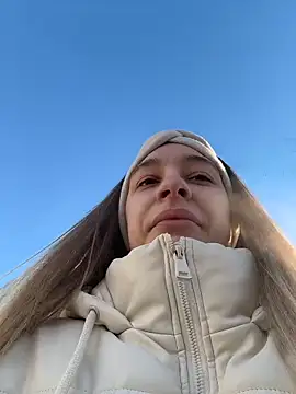 SashaCatt online show from February 15, 2026, 7:09 am