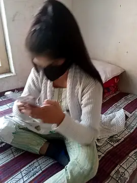 Sunita-collage online show from November 27, 2025, 5:52 am