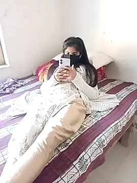 Sunita-collage online show from November 30, 2025, 5:52 am