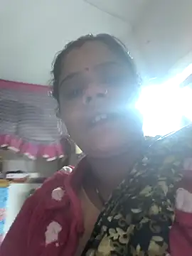 Hot suini online show from February 9, 2026, 6:06 pm