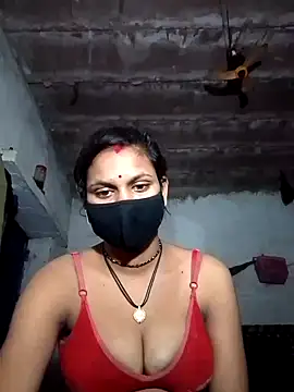 Snapshot of LOVE_FI95 chatting on November 16, 2025, 10:57 pm LOVE FI95 online show from November 16, 2025, 10:57 pm