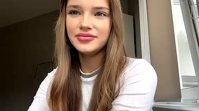 HuldaTredo online show from November 13, 2025, 10:19 am