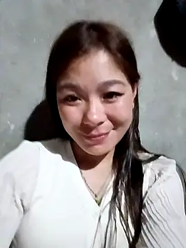 Lyla john online show from March 1, 2026, 1:22 pm