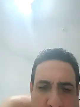 Snapshot of Lupercinio chatting on November 21, 2025, 6:56 am Lupercinio online show from November 21, 2025, 6:56 am