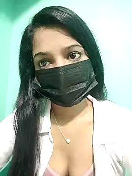 Honeya96 online show from November 18, 2025, 5:00 am