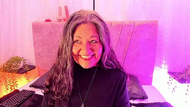 Victoriaa Anderson online show from May 27, 2026, 2:46 pm