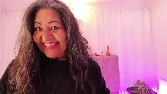 Victoriaa Anderson online show from April 20, 2026, 2:07 pm