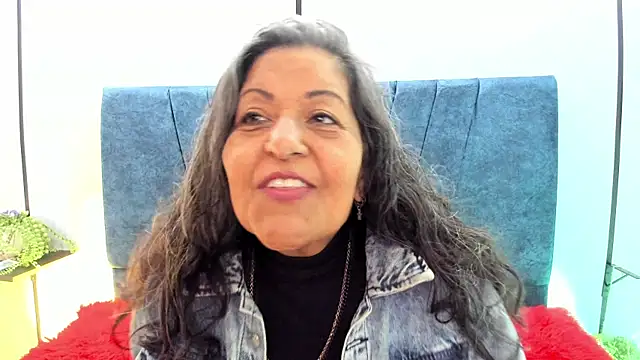 Victoriaa Anderson online show from July 16, 2026, 1:30 pm