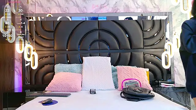 Snapshot of BunnySexyy18 chatting on November 27, 2025, 11:21 am BunnySexyy18 online show from November 27, 2025, 11:21 am