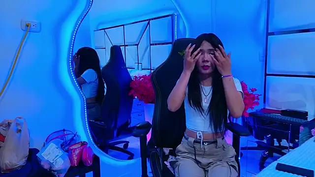 BunnySexyy18 online show from February 13, 2026, 3:06 am