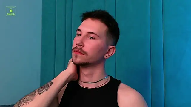 Snapshot of IskellaEvans chatting on November 12, 2025, 1:21 am IskellaEvans online show from November 12, 2025, 1:21 am