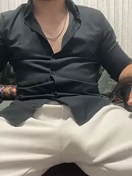 DARK0924 online show from November 28, 2025, 7:14 pm