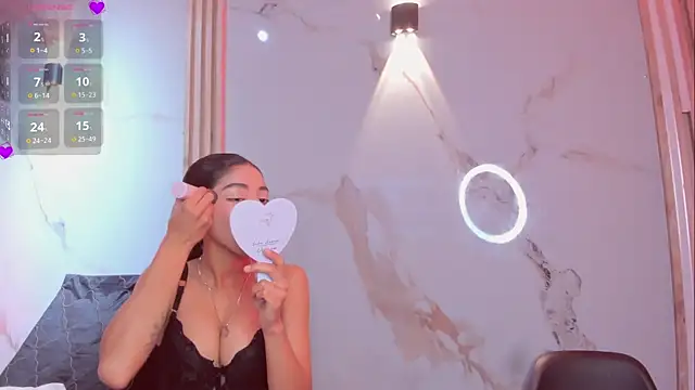 Aron and molly online show from November 22, 2025, 12:15 pm