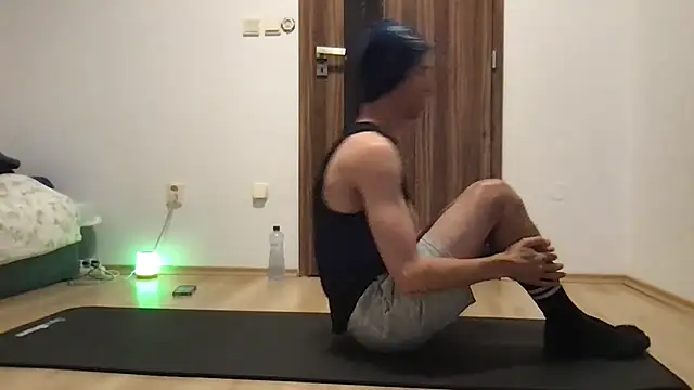 TheShavedGamer online show from November 9, 2025, 3:05 pm