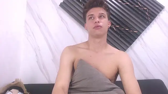 Liam York  online show from March 4, 2026, 11:29 am