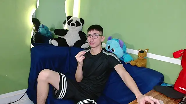 Kurt williams1 online show from February 5, 2026, 2:46 pm