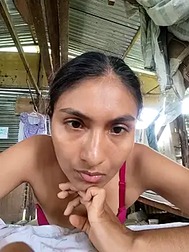 Snapshot of Uvit chatting on November 10, 2025, 2:55 pm Uvit online show from November 10, 2025, 2:55 pm