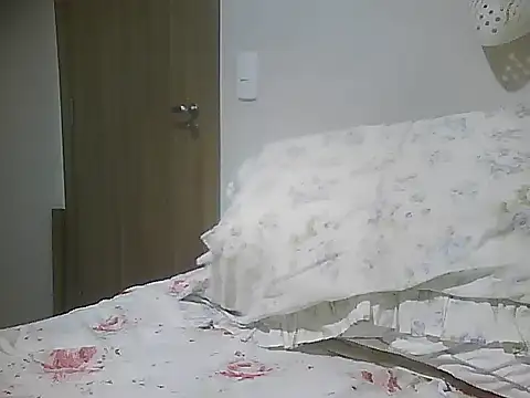 cabecaoegreluda online show from April 5, 2026, 11:55 pm