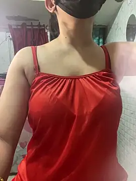 Snapshot of Red_Queen_11 chatting on March 10, 2026, 6:45 pm Red Queen 11 online show from March 10, 2026, 6:45 pm