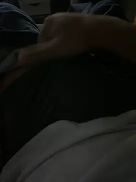 Snapshot of Chiludove chatting on December 1, 2025, 1:39 am Chiludove online show from December 1, 2025, 1:39 am