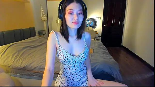 HopeLovely online show from January 19, 2026, 1:09 am