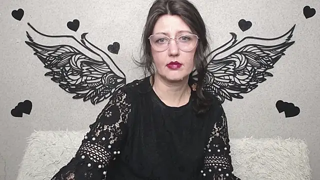 RoseHille online show from April 22, 2026, 5:20 pm