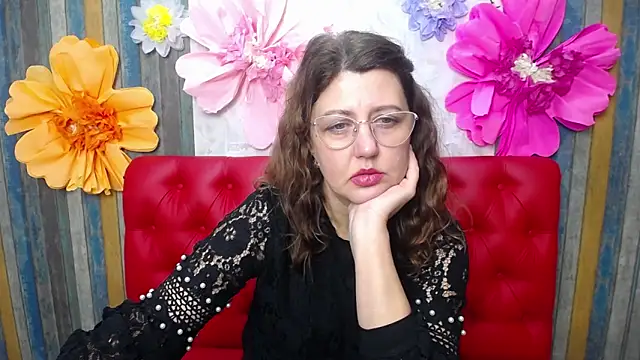 RoseHille online show from December 3, 2025, 3:00 pm