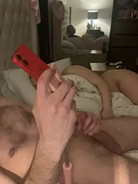 Snapshot of Kinkycouple142 chatting on February 3, 2026, 2:53 am Kinkycouple142 online show from February 3, 2026, 2:53 am