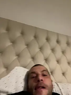 Kinkycouple142 online show from January 12, 2026, 7:20 pm