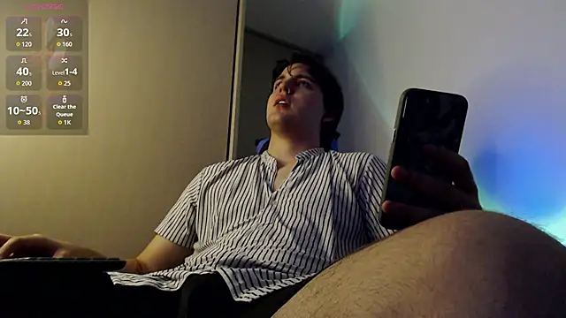 Snapshot of ValenClerk chatting on November 18, 2025, 4:49 am ValenClerk online show from November 18, 2025, 4:49 am