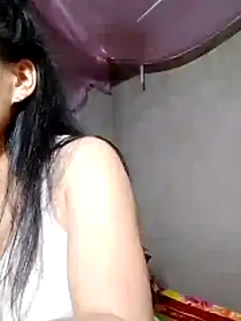 Cloud-wh online show from November 12, 2025, 3:32 am