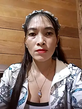 Soursop-op online show from November 16, 2025, 5:12 am