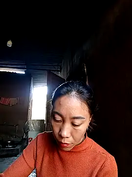 -Chua-90 online show from December 19, 2025, 4:27 am