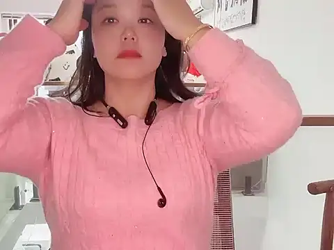 Snapshot of Lydia-Wei chatting on November 13, 2025, 7:12 am Lydia-Wei online show from November 13, 2025, 7:12 am