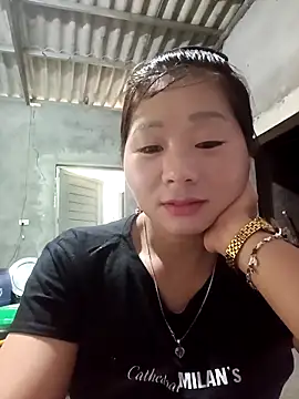 vangkt-cute online show from March 2, 2026, 7:37 am