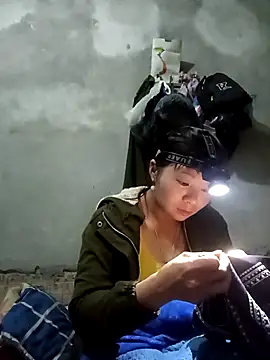 vangkt-cute online show from December 16, 2025, 2:16 am