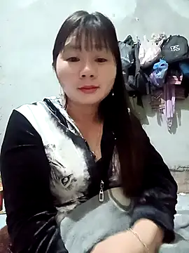 vangkt-cute online show from March 8, 2026, 8:12 pm