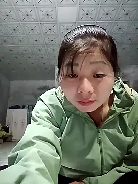 vangkt-cute online show from November 21, 2025, 10:36 am