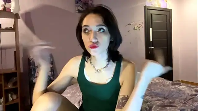 Snapshot of JamieRosten chatting on November 28, 2025, 12:05 pm JamieRosten online show from November 28, 2025, 12:05 pm