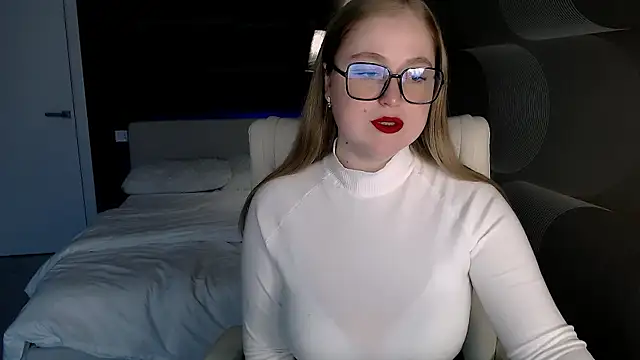 Kate Moan online show from January 15, 2026, 6:28 am