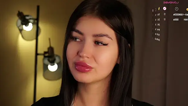 CoreenYorton online show from January 6, 2026, 1:09 am