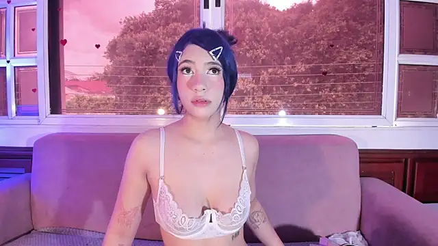 ReiAyanamy online show from April 18, 2026, 8:20 pm