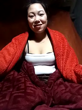 Snapshot of mi_ka_mi chatting on February 4, 2026, 7:09 pm mi ka mi online show from February 4, 2026, 7:09 pm