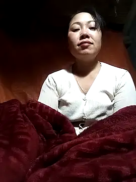 Snapshot of mi_ka_mi chatting on February 6, 2026, 2:46 pm mi ka mi online show from February 6, 2026, 2:46 pm