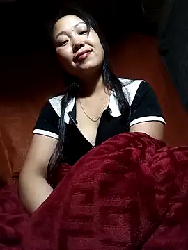 Snapshot of mi_ka_mi chatting on February 25, 2026, 2:06 pm mi ka mi online show from February 25, 2026, 2:06 pm